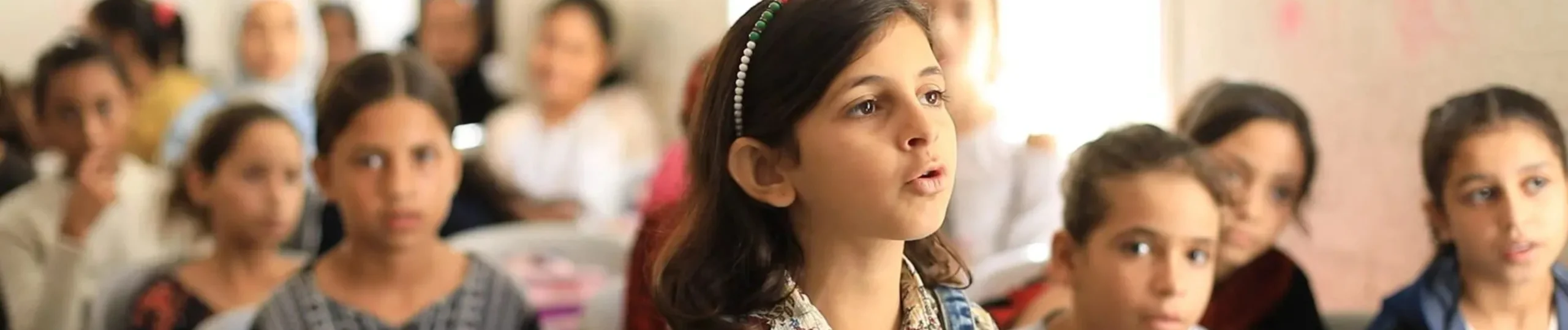Entre las ruinas de Gaza, los niños palestinos sueñan con un hogar y una escuela